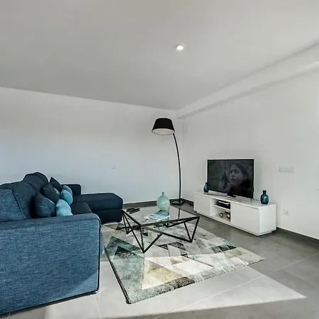 Modern With Terrace In * Albufeira
