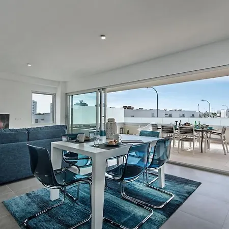 Modern With Terrace In Apartamento