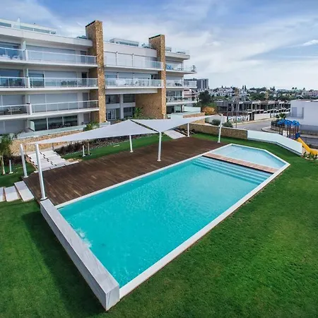 Lägenhet Modern With Terrace In Albufeira